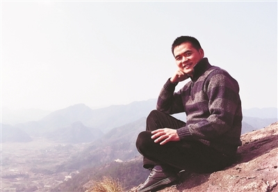 郭裕文:翰墨相伴乐平生(组图)