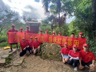 江西信息应用职业技术学院与江西省于都科技学校联合开展“三下乡”社会实践志愿服务系列活动